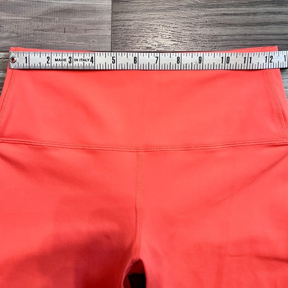 All In Motion NWOT Brushed Sculpt High Rise Workout Leggings Small Neon Orange - Picture 9 of 11